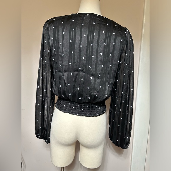 Heart Printed long sleeve blouse - Picture 3 of 9